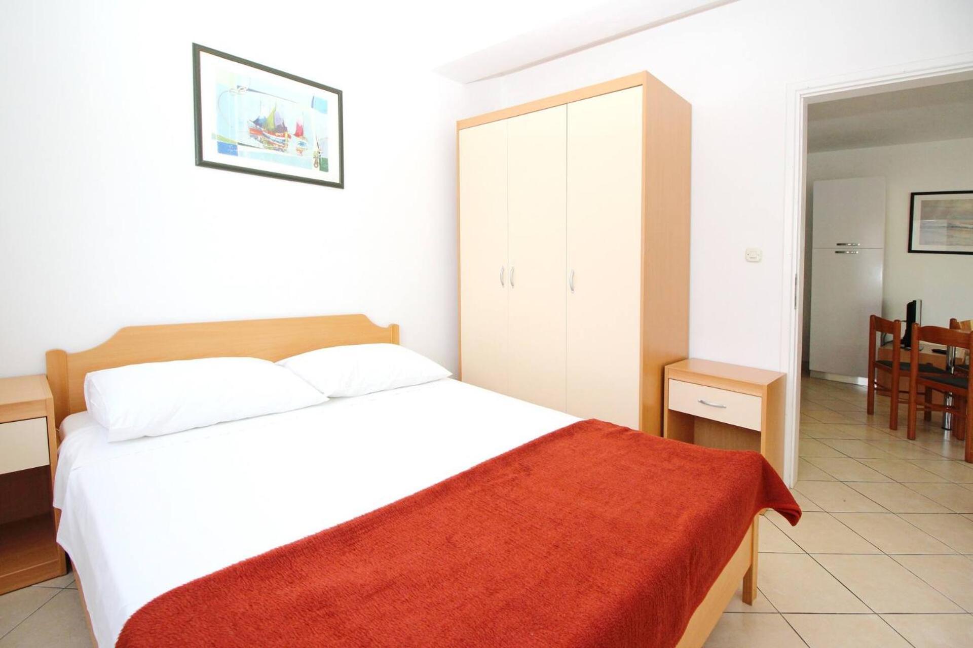 באסקה Apartments Lovincic מראה חיצוני תמונה