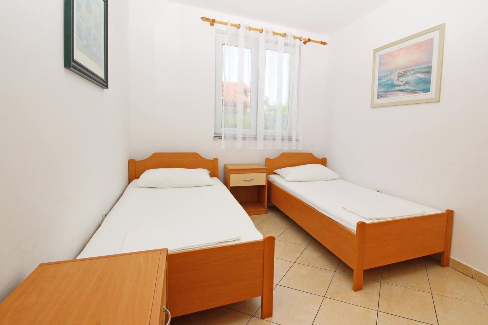 באסקה Apartments Lovincic מראה חיצוני תמונה