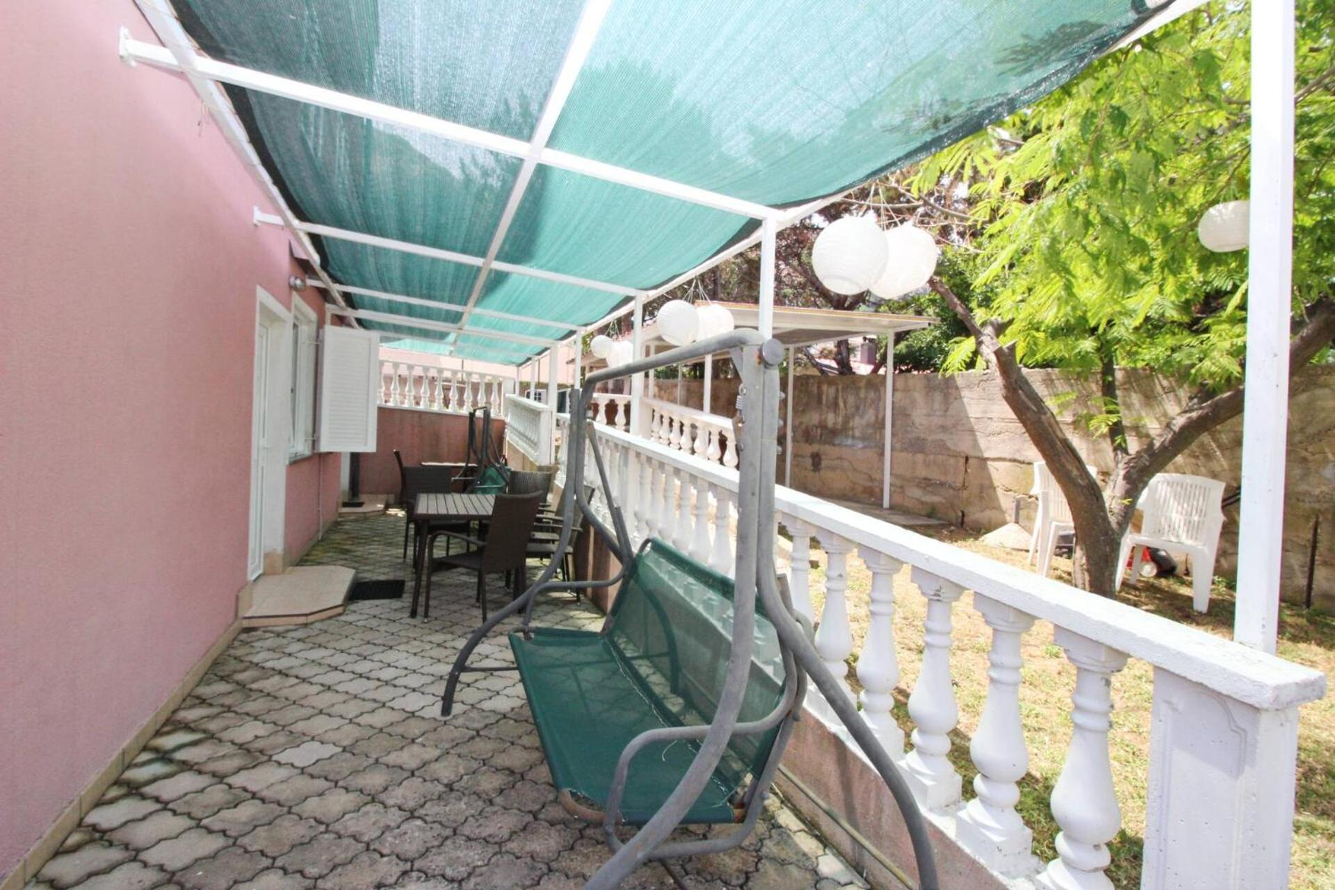 באסקה Apartments Lovincic מראה חיצוני תמונה